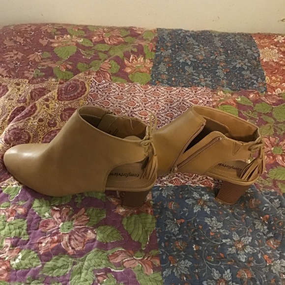 Booties - Picture 3 of 3